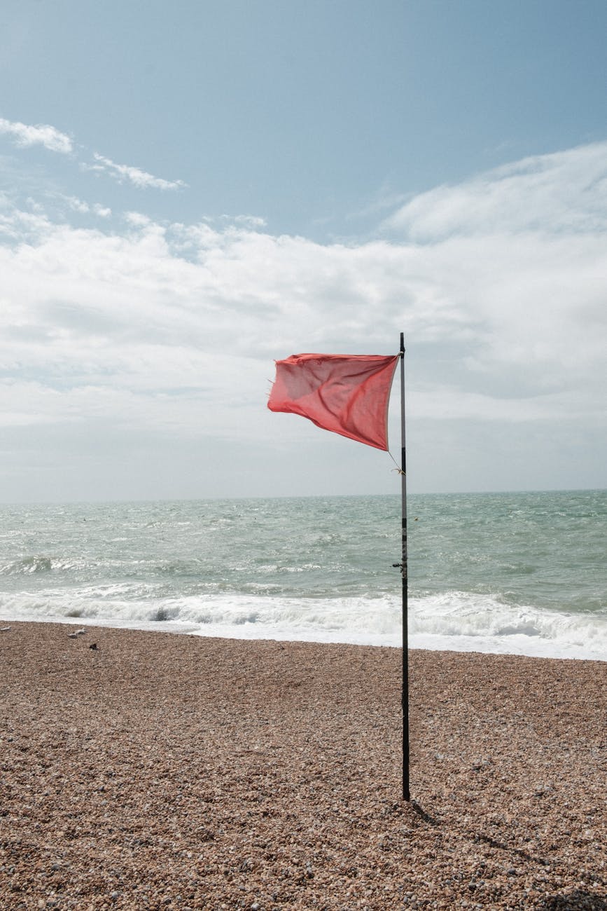 Navigating Life’s Storms: Recognizing Red Flags