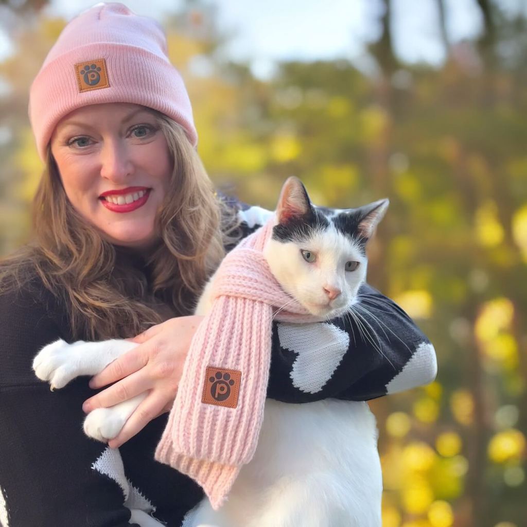 Cat Hair, Camera Rolls, and Community: The Whiskered World of&nbsp;CatCatCity