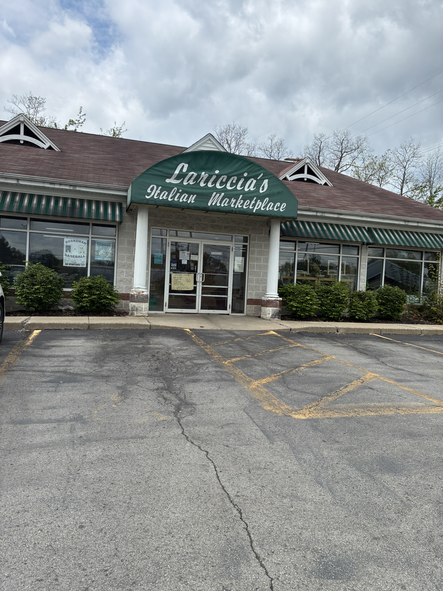 Lariccia’s Italian Marketplace: A Culinary Journey Through Little Italy